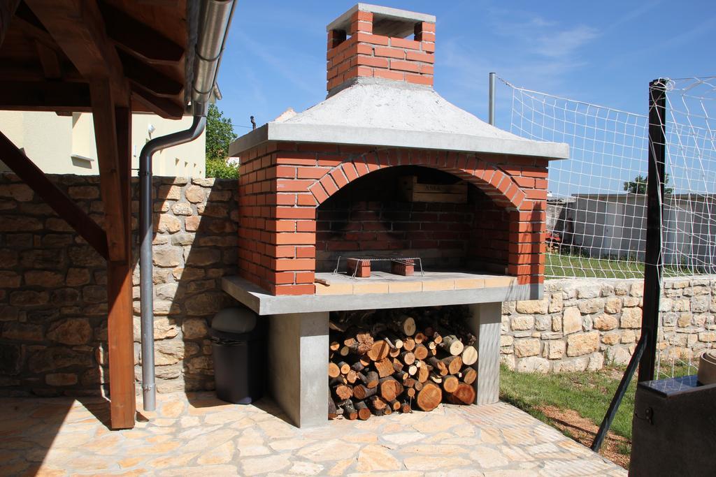 Villa Rural House Gluic Bogatić Habitación foto
