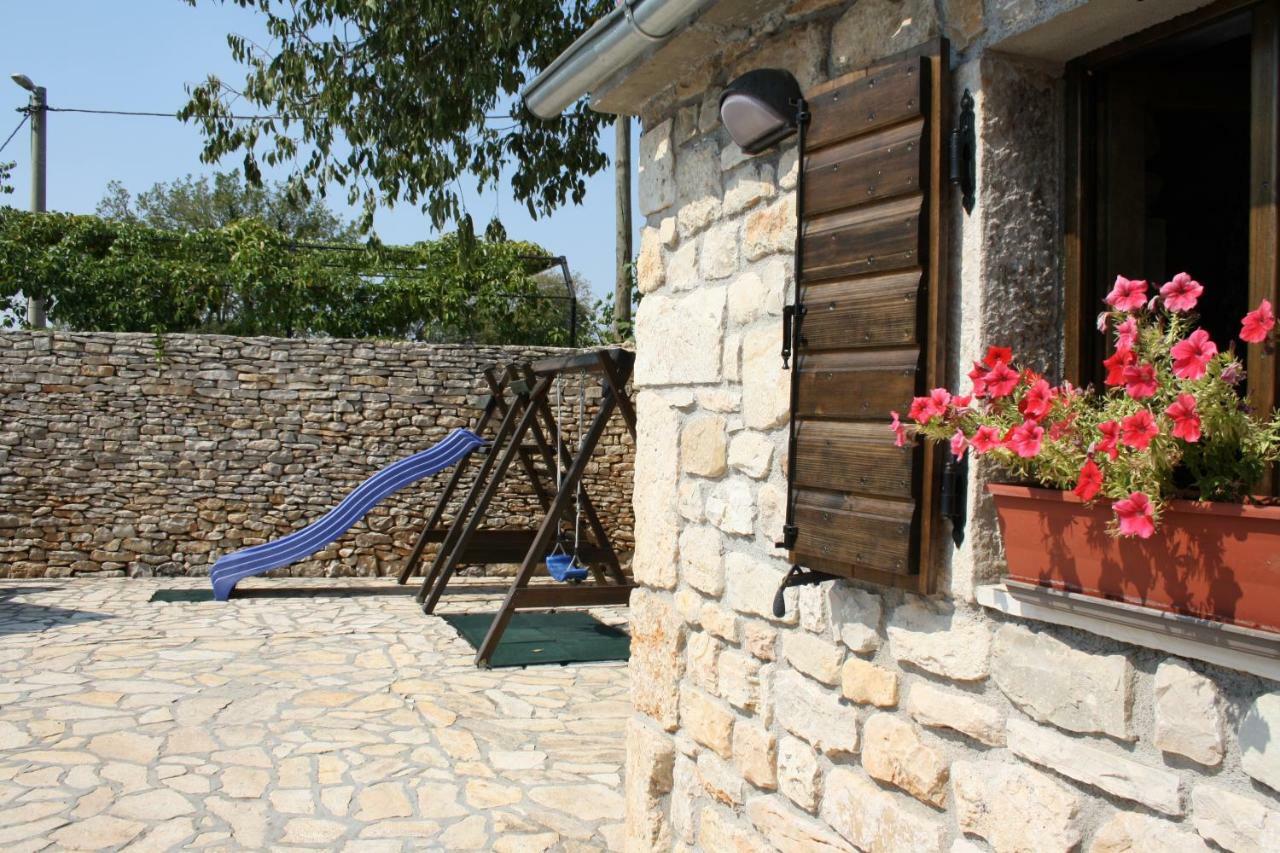 Villa Rural House Gluic Bogatić Exterior foto