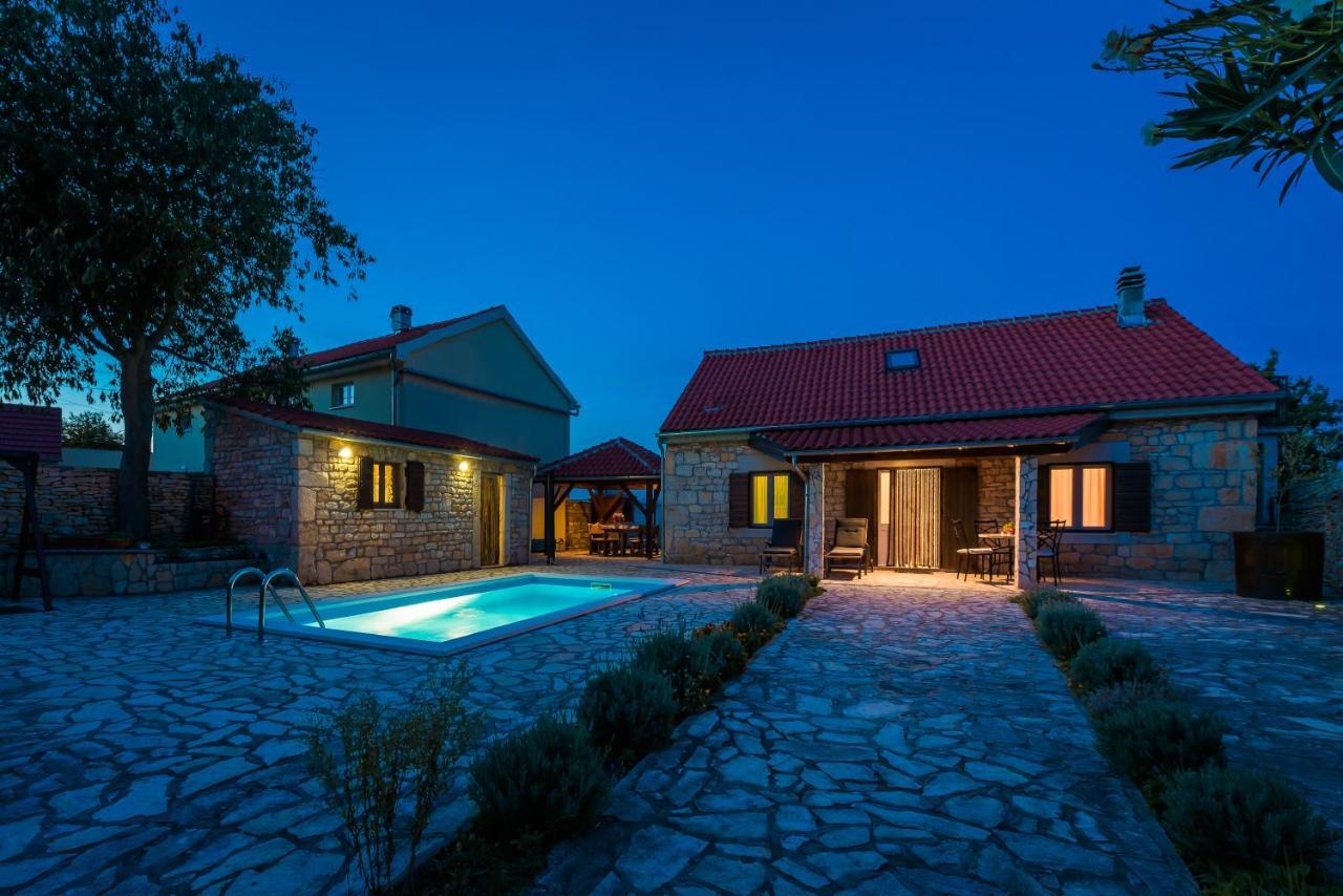 Villa Rural House Gluic Bogatić Exterior foto